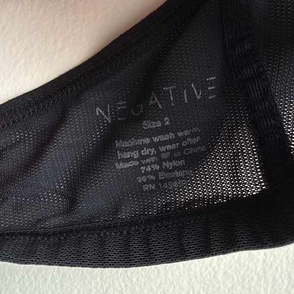 Negative Sieve Racerback Bra - Picture 3 of 3